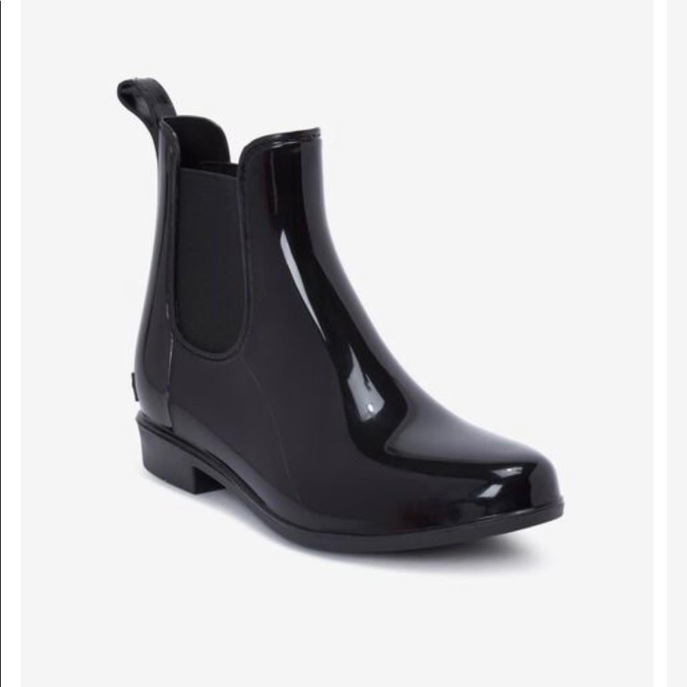 Rain boots 🥾